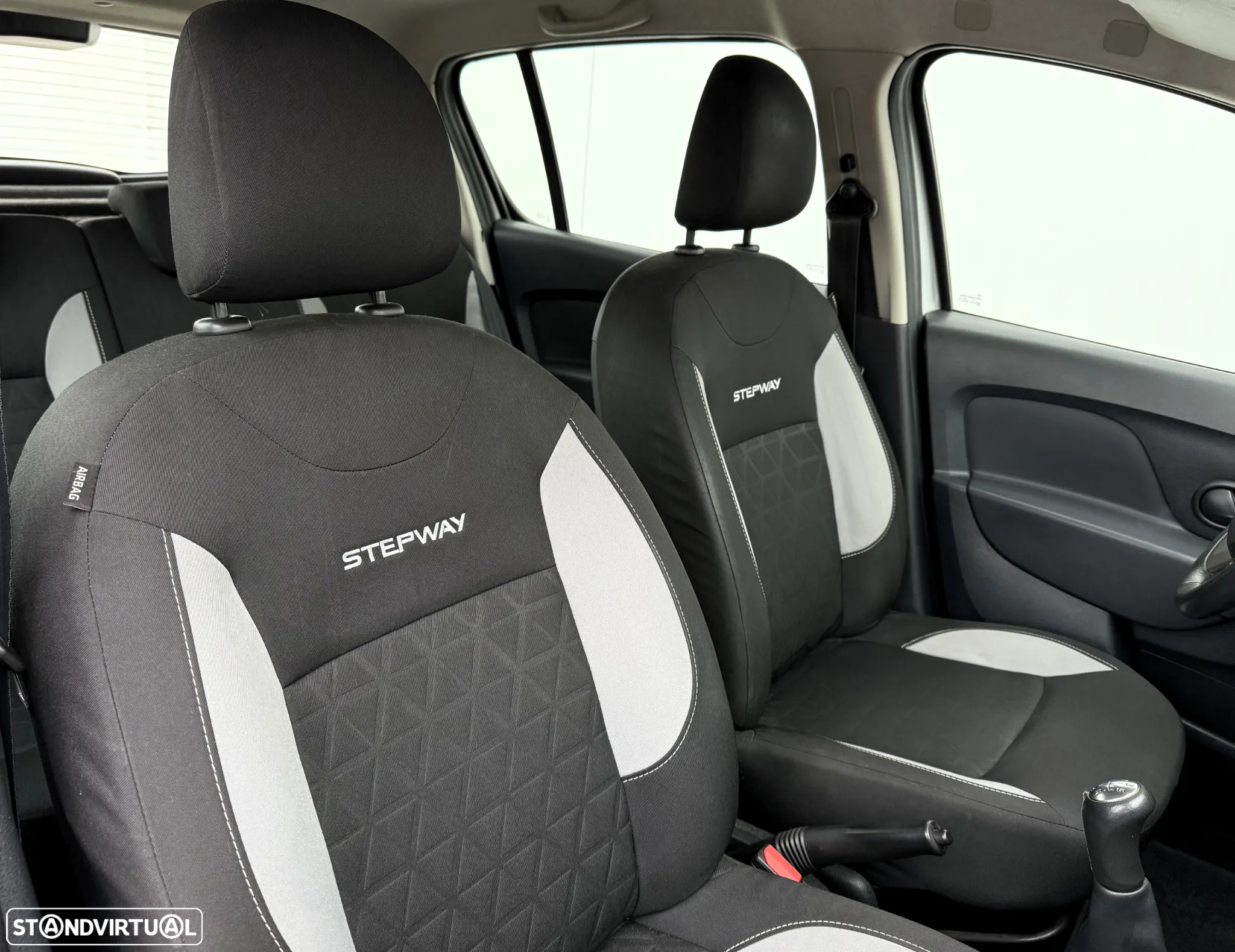 Dacia Sandero 1.5 dCi Stepway - 30