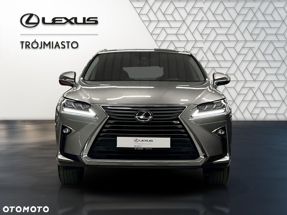Lexus RX - 9