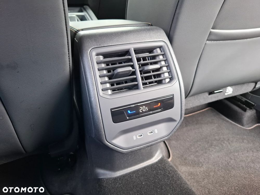 Cupra Formentor 1.5 TSI DSG - 31