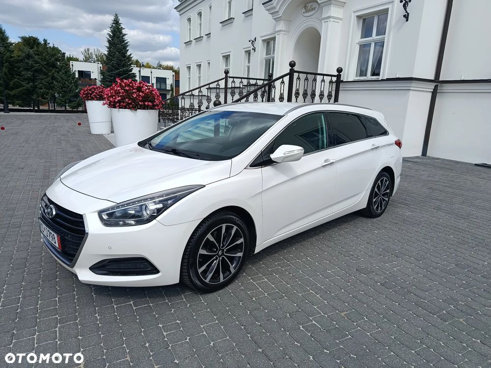 Hyundai i40 Kombi blue 1.7 CRDi DCT Premium - 14