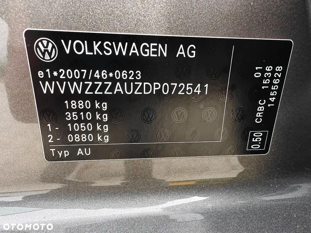Volkswagen Golf 2.0 BlueTDI DSG Highline - 25