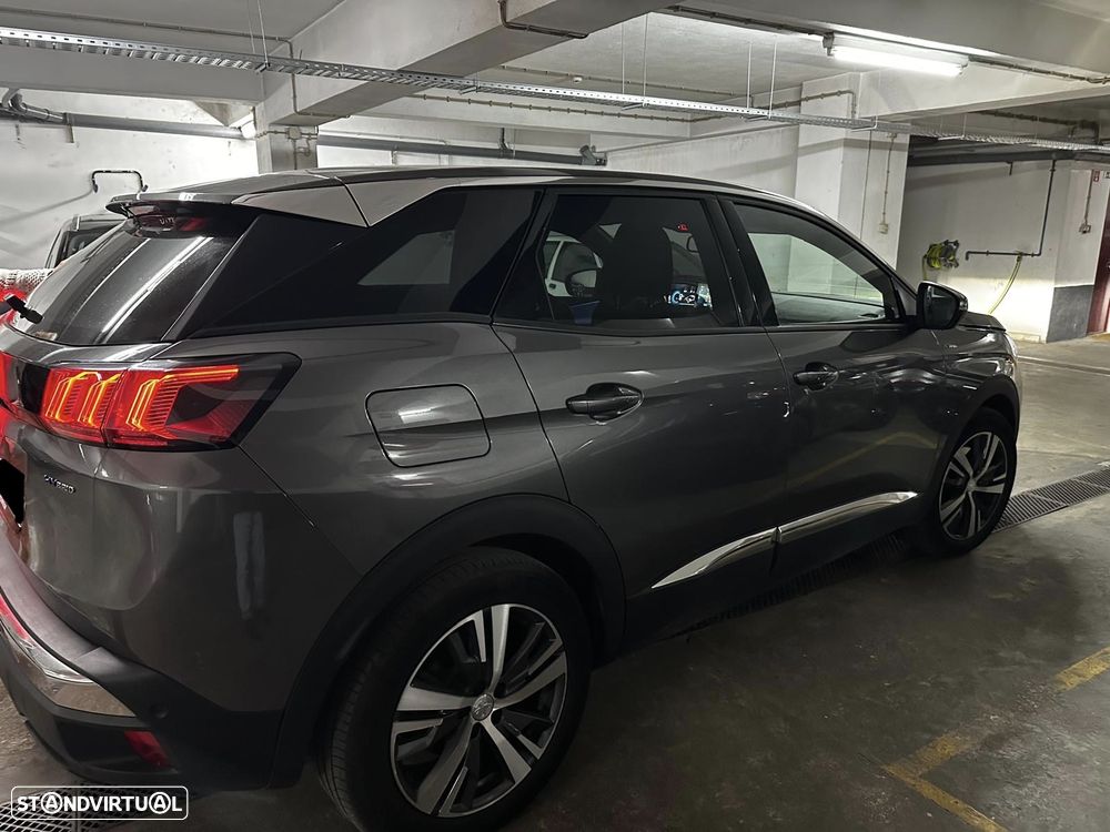 Peugeot 3008 1.6 Hybrid Allure Pack e-EAT8 - 2