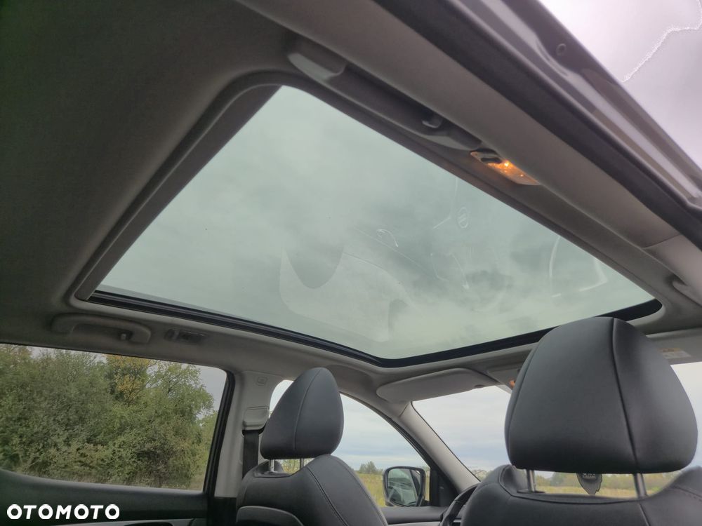 Nissan Qashqai 1.3 DIG-T N-WAY - 25