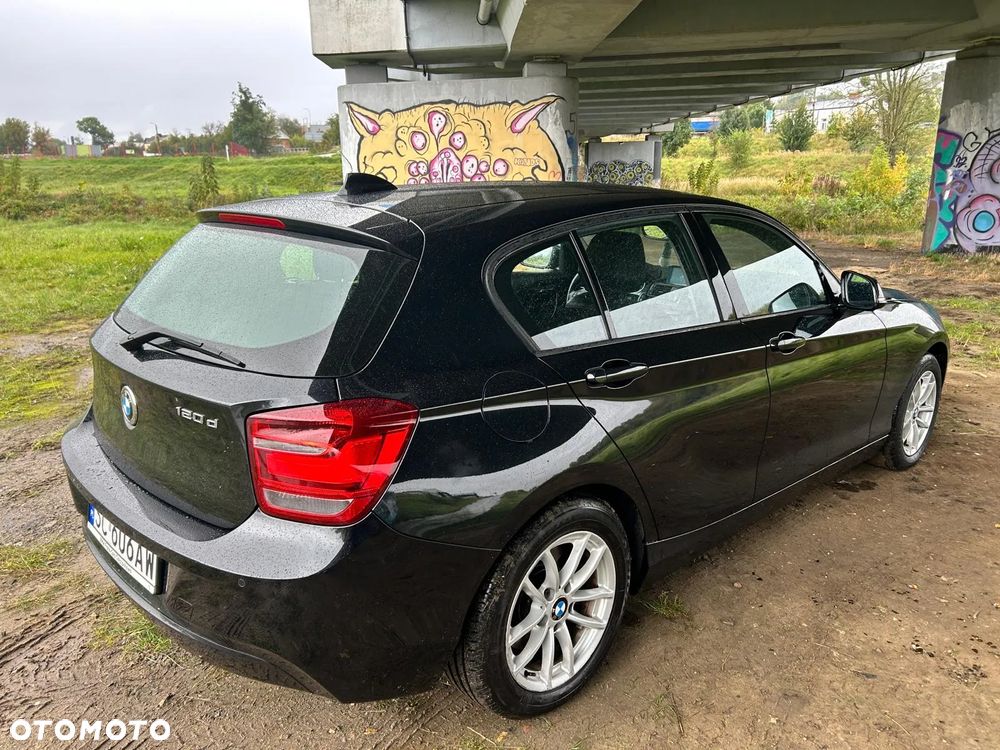 BMW Seria 1 120d Sport Line - 4