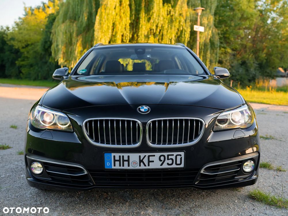 BMW Seria 5 520d Luxury Line - 9