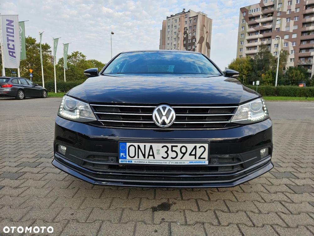 Volkswagen Jetta 1.4 TSI BMT Highline - 17