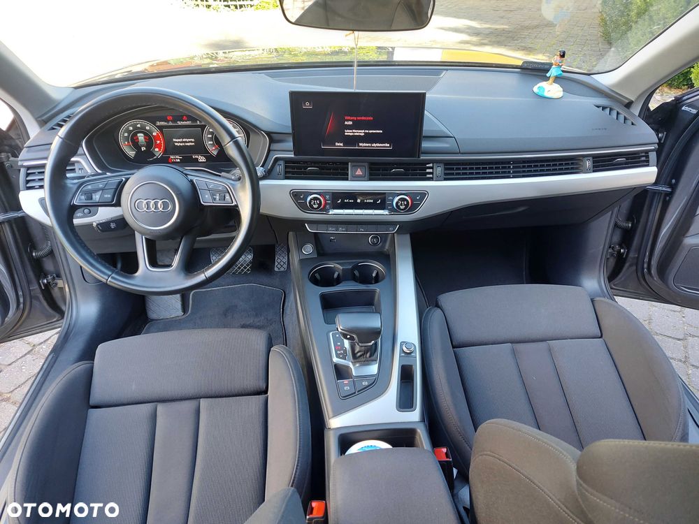 Audi A4 Limousine - 8
