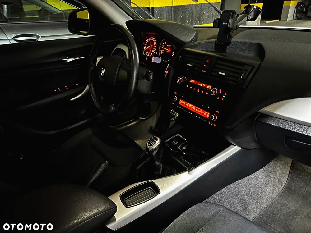 BMW Seria 1 116i Urban Line - 16