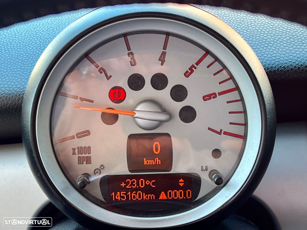 MINI 3 Portas Cooper D - 6