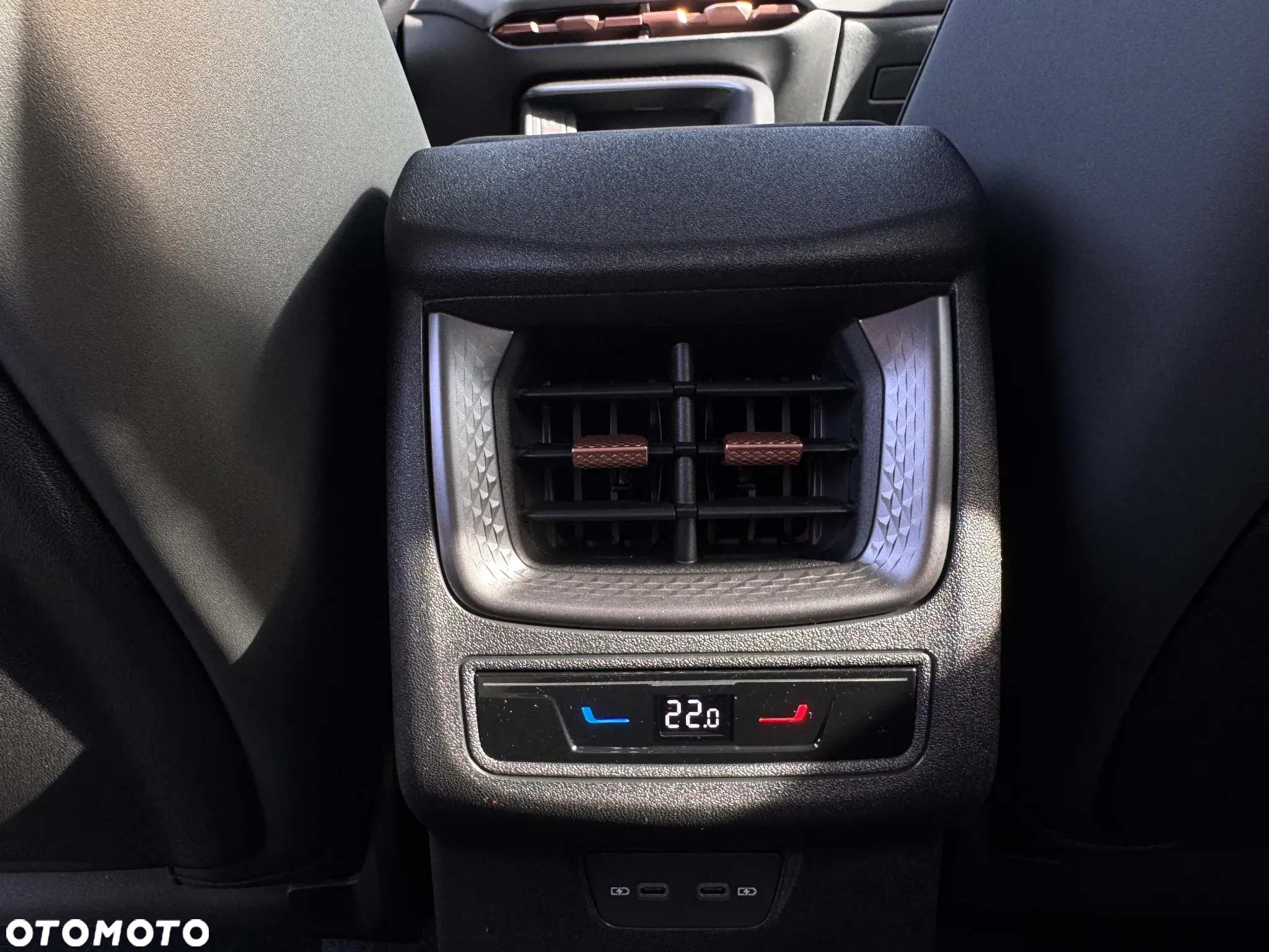 Cupra Terramar 1.5 eTSI mHEV DSG - 16