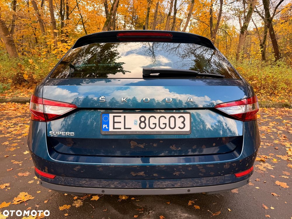 Skoda Superb 2.0 TDI SCR Ambition DSG - 8