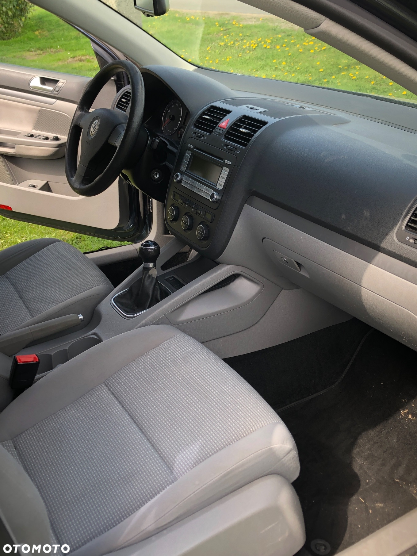 Volkswagen Jetta - 24