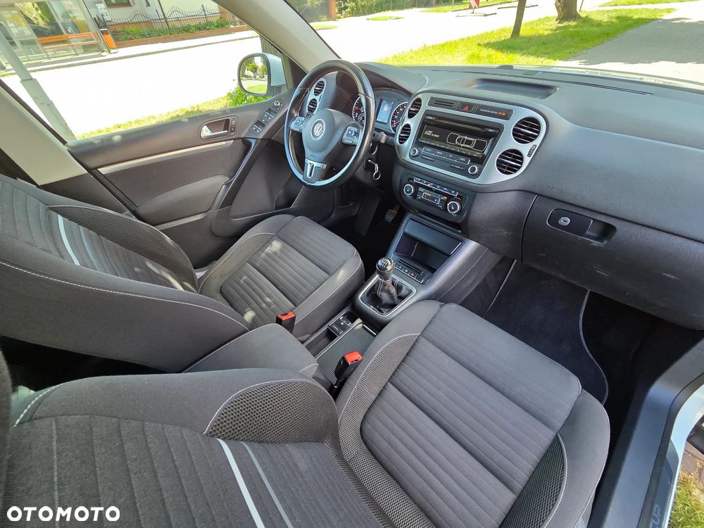 Volkswagen Tiguan 2.0 TDI DPF 4Motion BlueMotion Technology Cup Sport & Style - 10