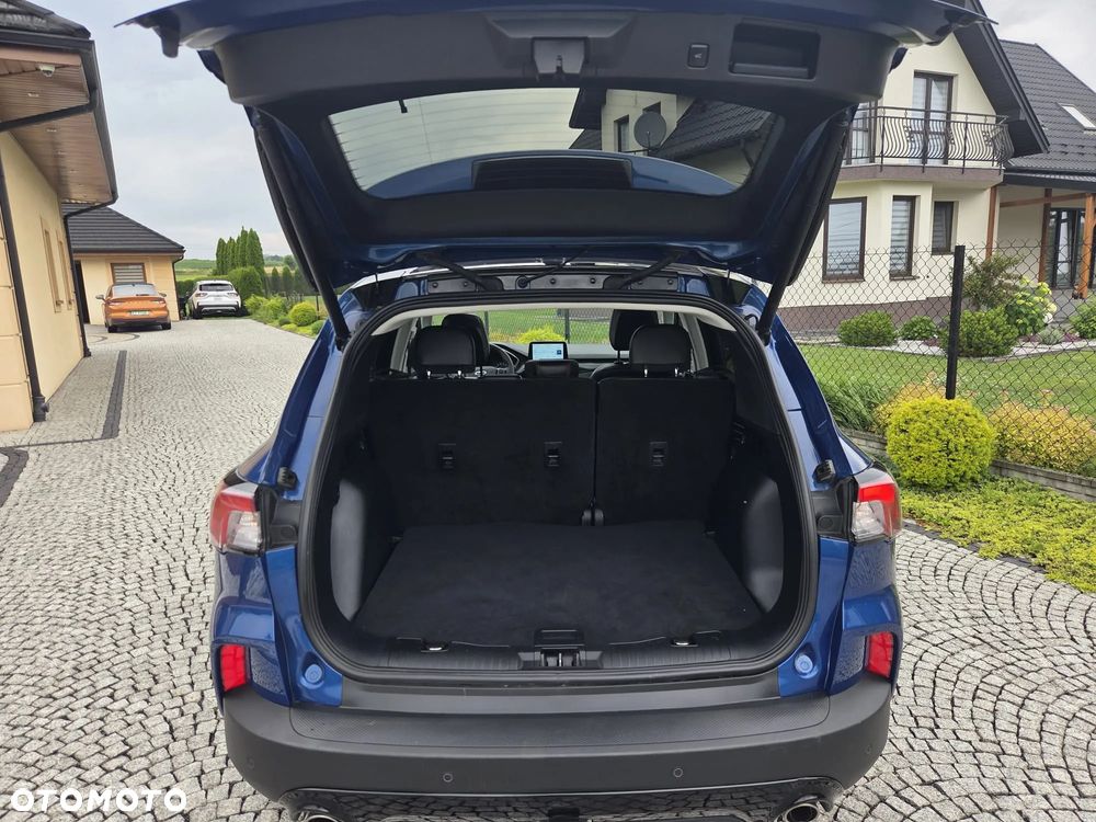 Ford Kuga 2.0 EcoBoost 4x4 Titanium - 30