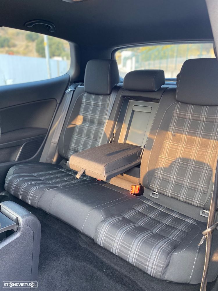 VW Golf 2.0 TDi GTD - 18