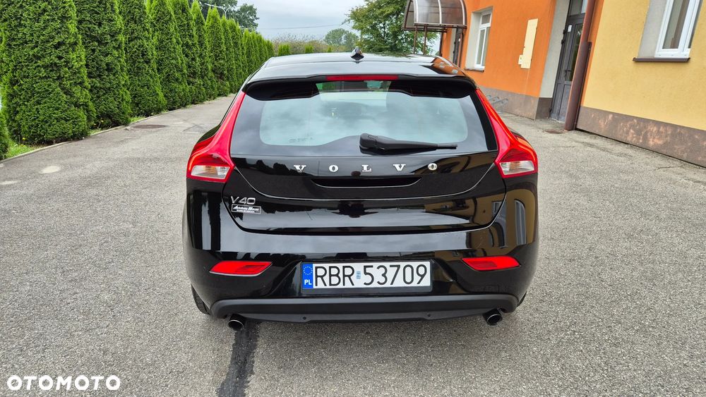 Volvo V40 T2 Momentum - 7