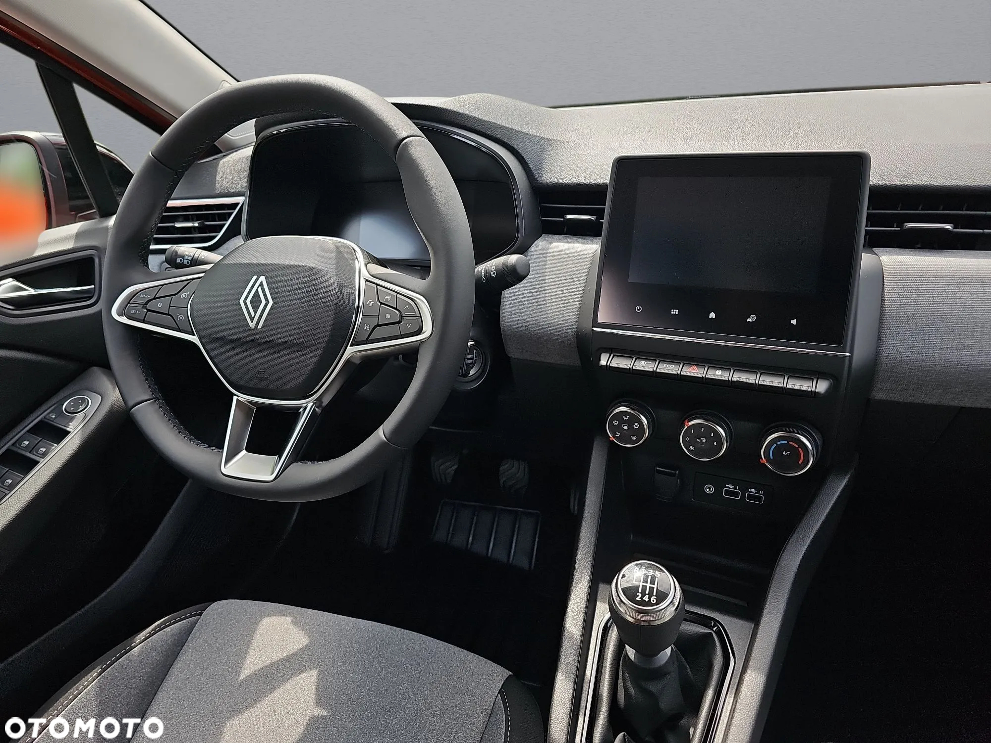 Renault Clio - 35