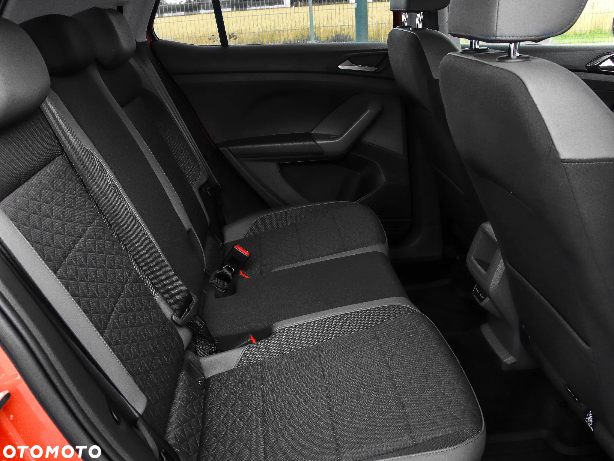 Volkswagen T-Cross 1.0 TSI Style DSG - 12