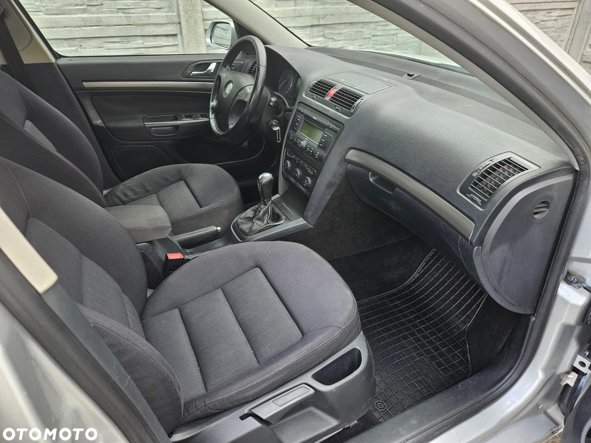 Skoda Octavia Combi 1.6 Elegance - 17