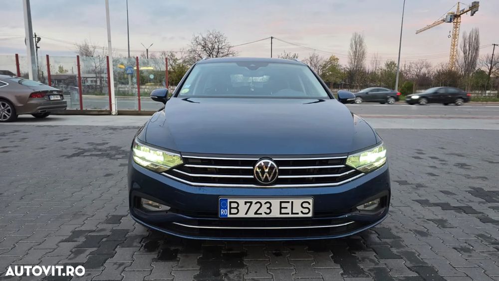 Volkswagen Passat 2.0 TDI SCR DSG Business - 1