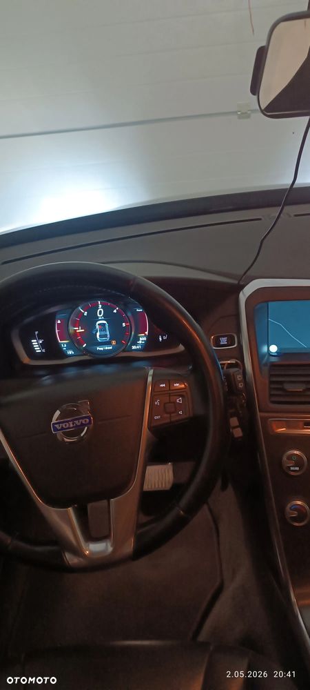 Volvo XC 60 D4 Geartronic Momentum - 13