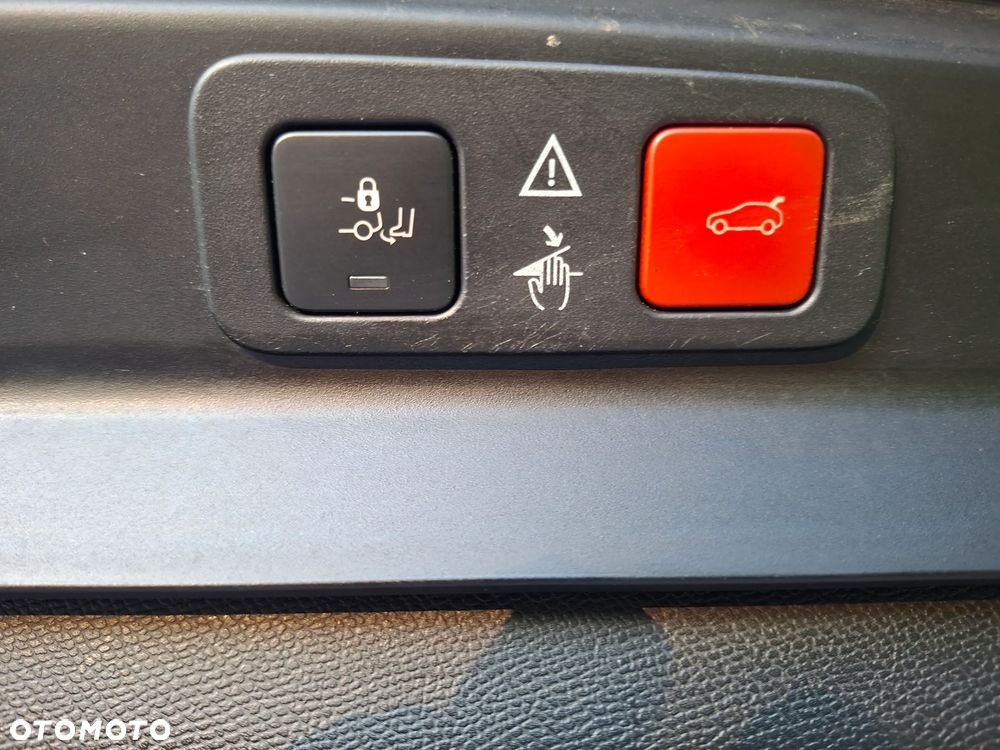 Peugeot 5008 2.0 BlueHDI GT S&S EAT8 - 33
