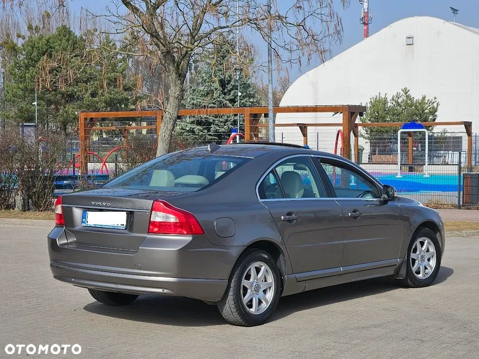 Volvo S80 2.4D5 Momentum - 6