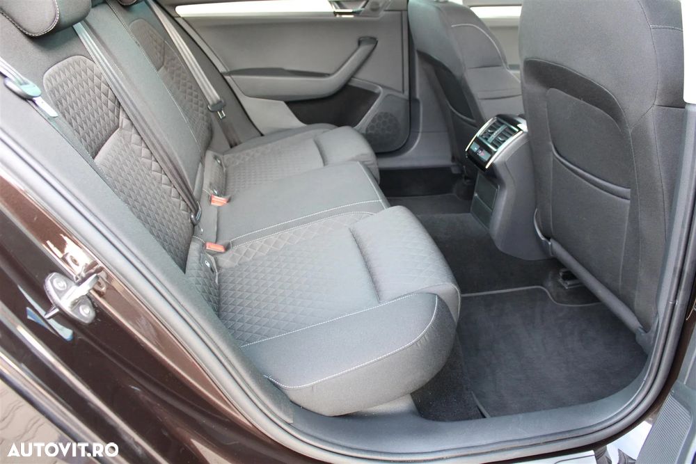 Skoda Superb Combi 1.5 TSI ACT DSG Ambition - 14