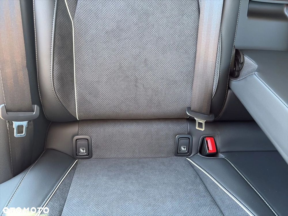 Volkswagen Passat Variant 2.0 TSI Business Plus DSG - 23