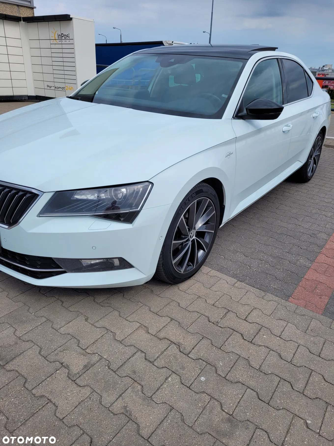 Skoda Superb 2.0 TDI L&K DSG - 3