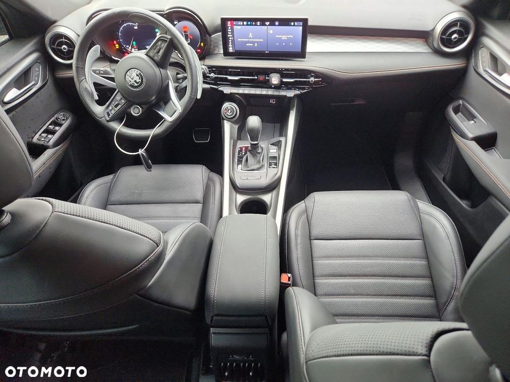 Alfa Romeo Stelvio - 10