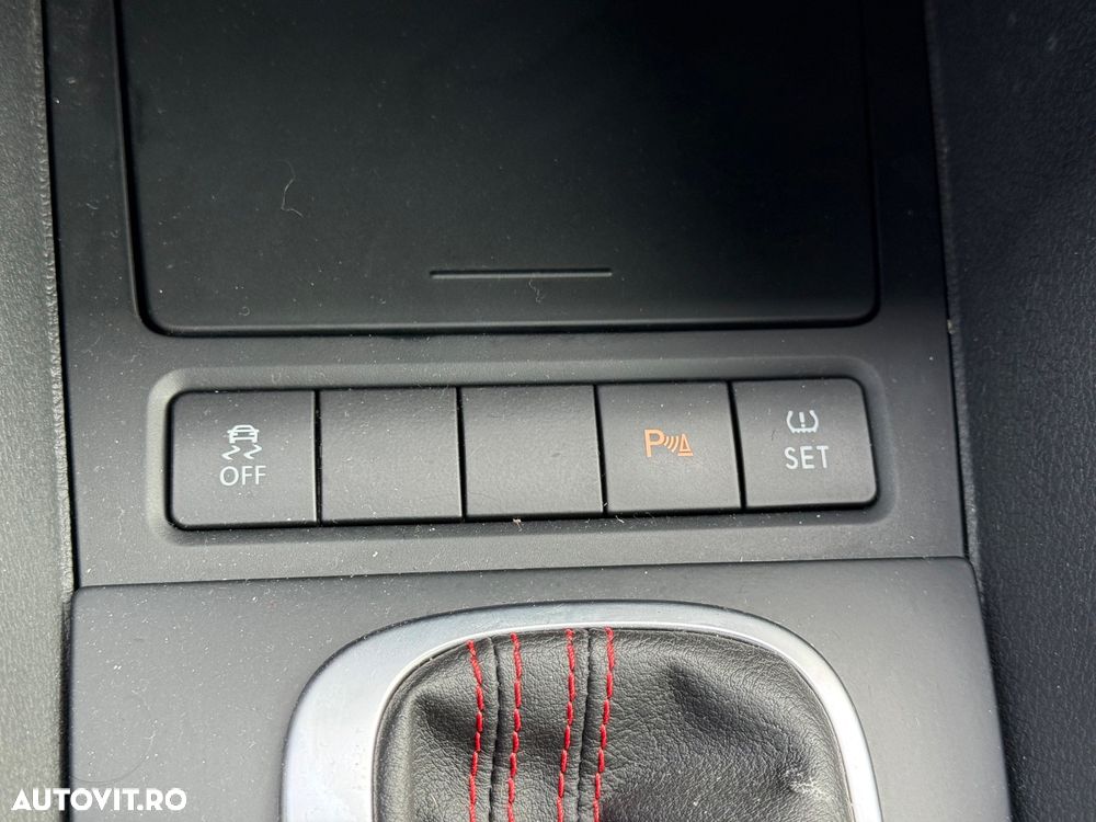 Volkswagen Golf 2.0 GTI DSG Edition 35 - 20