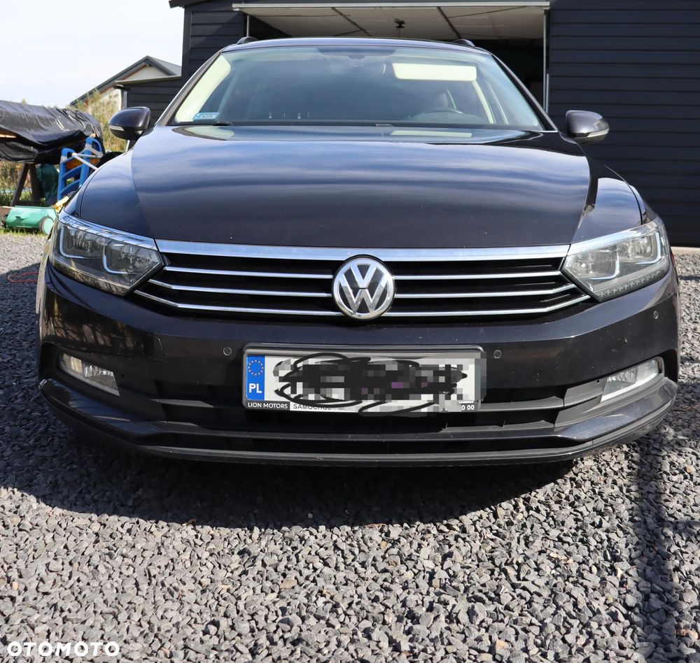 Volkswagen Passat - 8