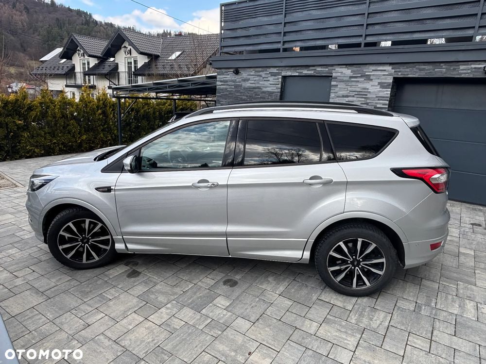 Ford Kuga 2.0 TDCi AWD ST-Line - 5