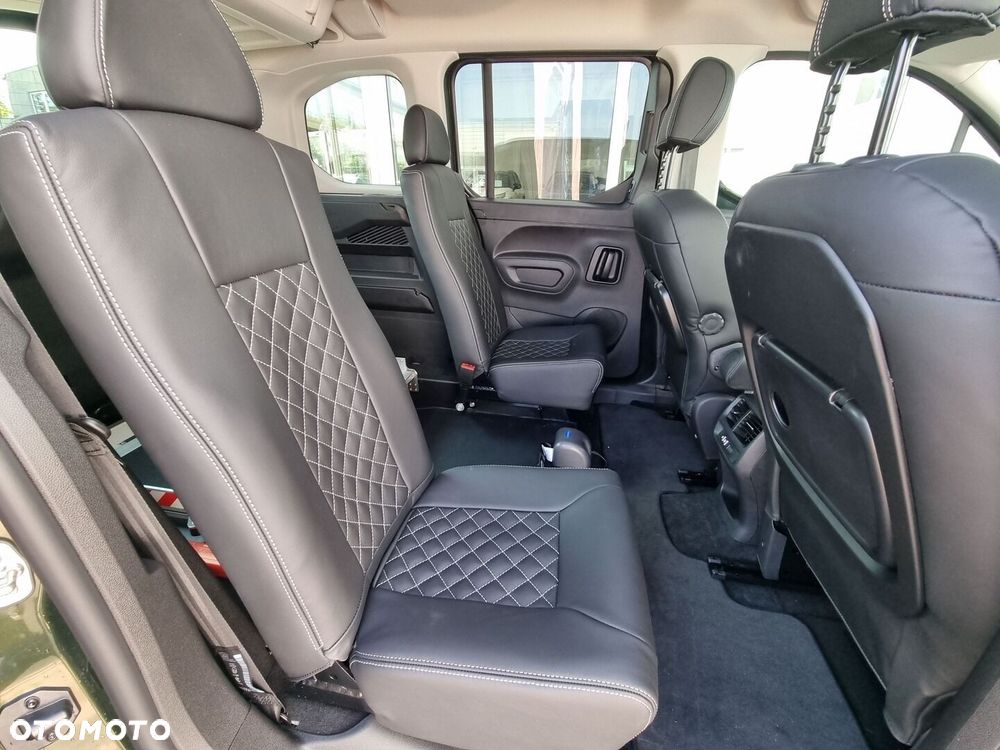 Toyota Proace City Verso 1.5 D-4D VIP - 11