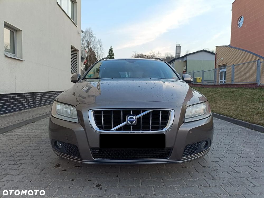 Volvo V70 2.0D Momentum - 9