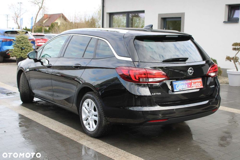 Opel Astra - 4
