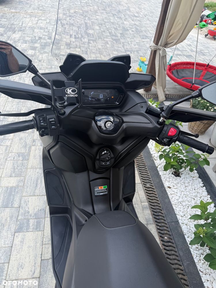 Yamaha X-max - 3