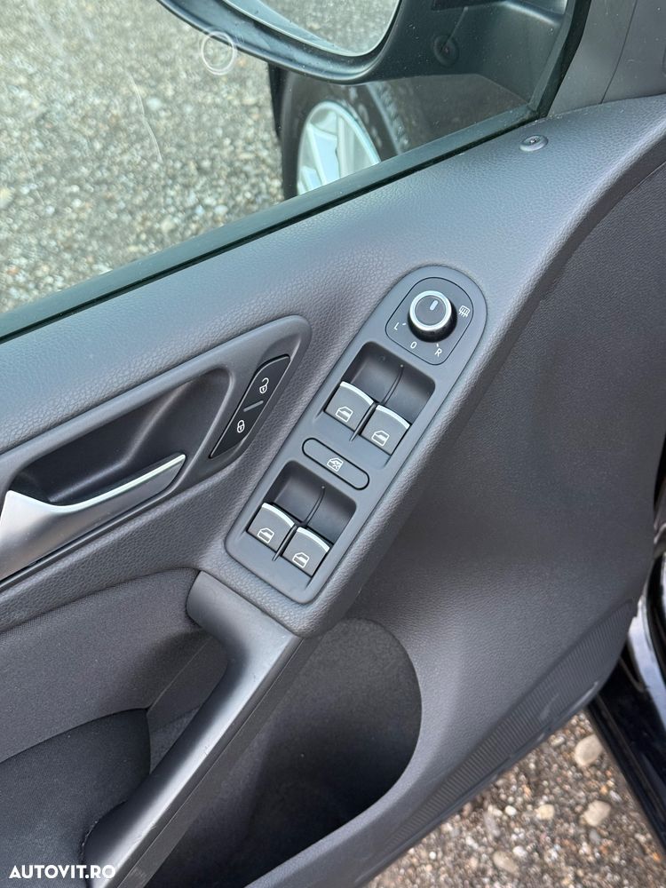 Volkswagen Golf 2.0 TDI DPF 4Motion Style - 24