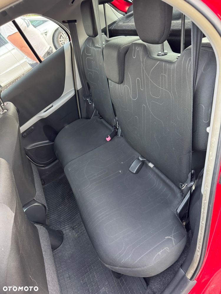 Toyota Yaris - 7