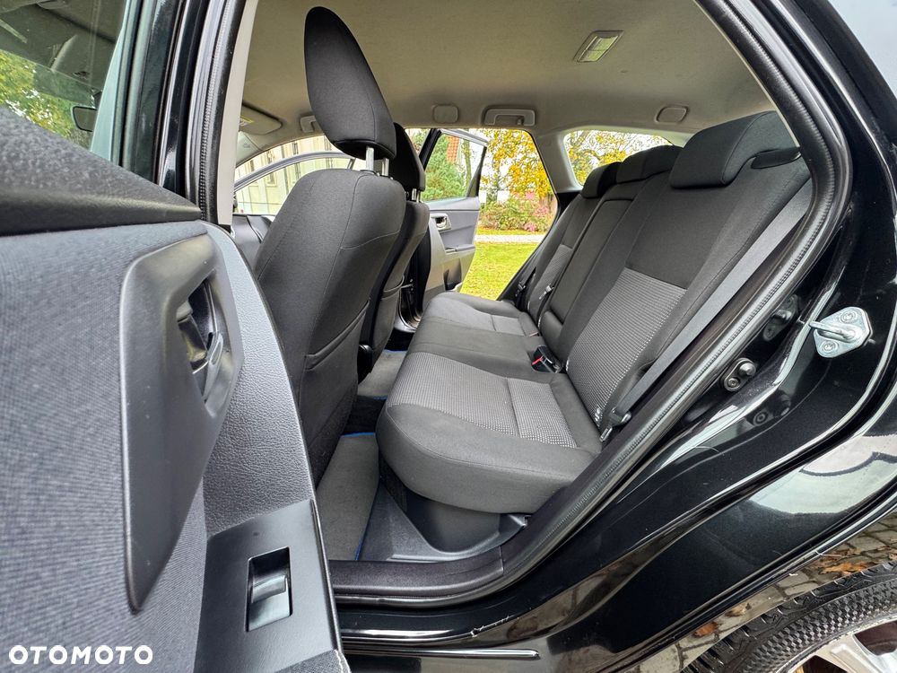 Toyota Auris 1.8 HSD Luna - 28