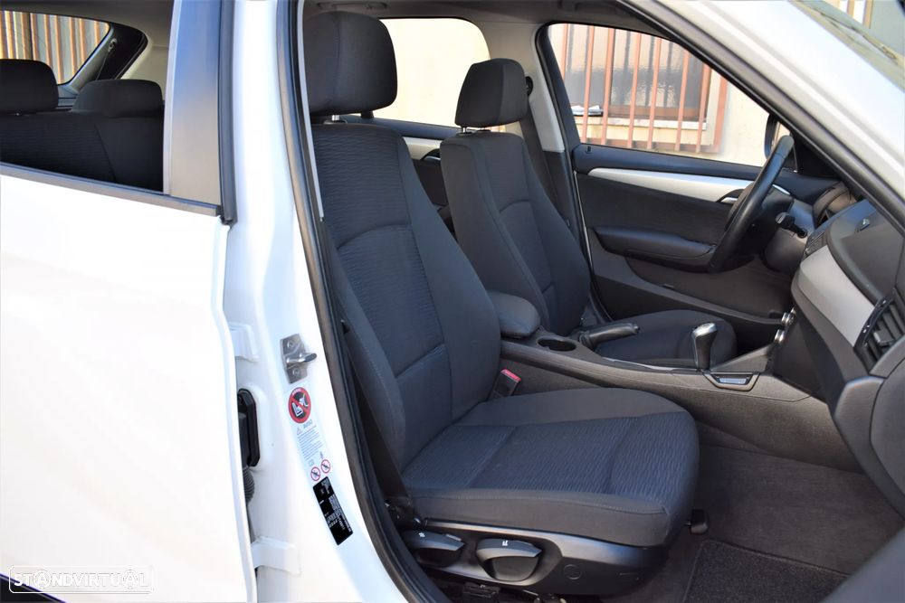 BMW X1 20 d sDrive EDynamics Line Sport - 24