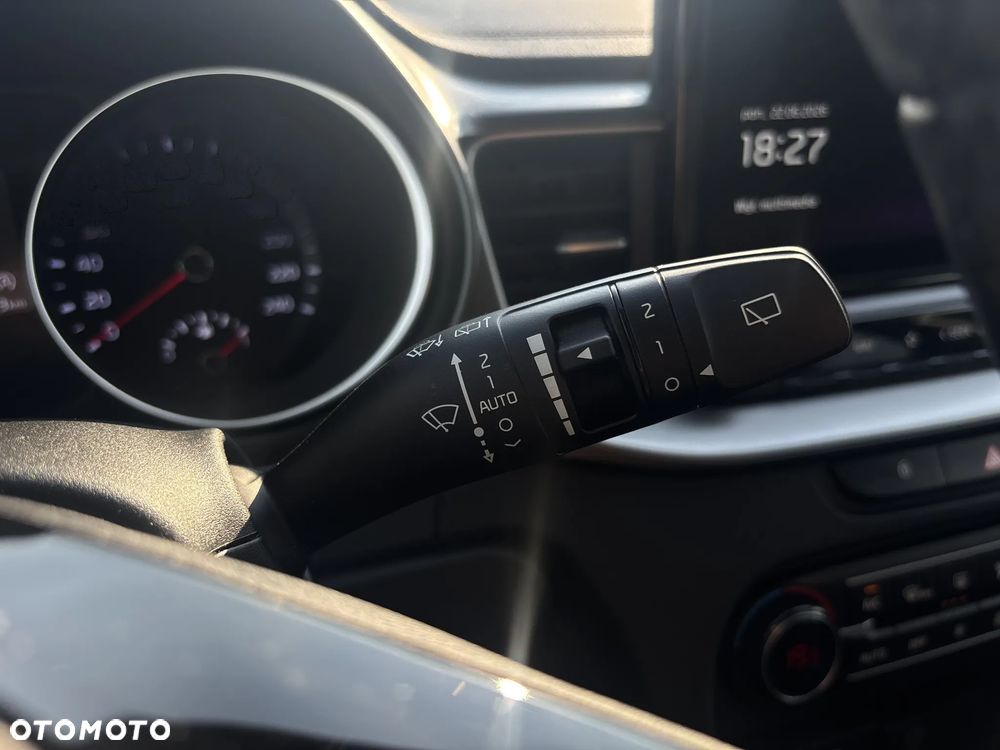 Kia XCeed 1.5 T-GDI M - 13