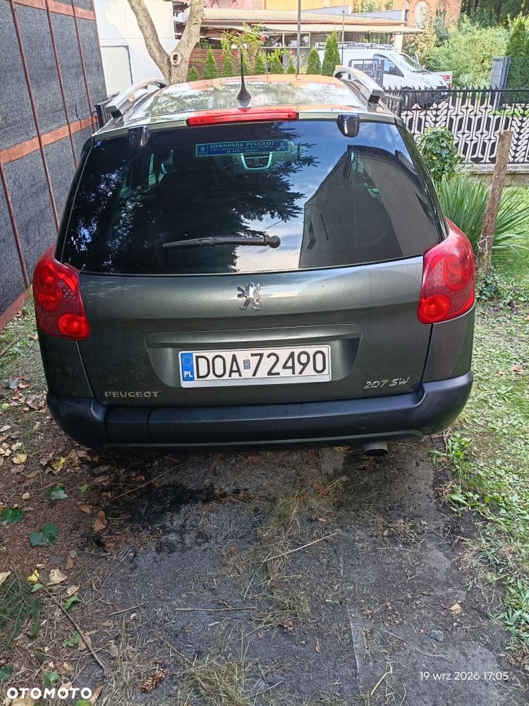 Peugeot 207 - 4