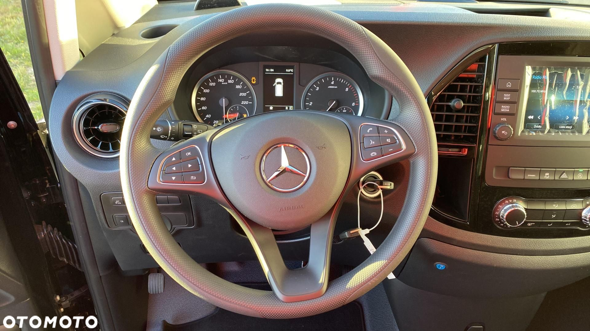 Mercedes-Benz Vito - 9
