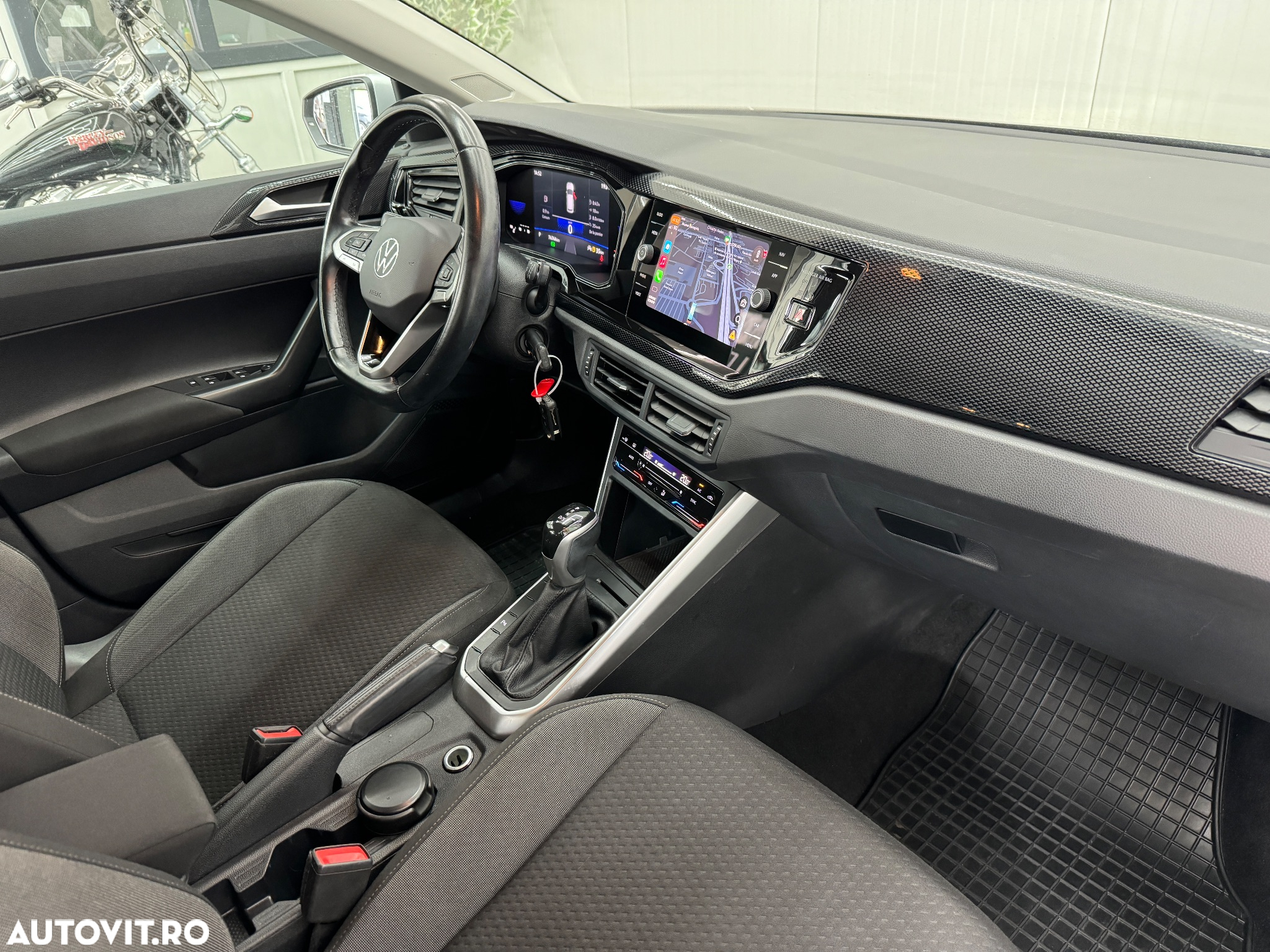 Volkswagen Polo 1.0 TSI DSG Life - 18