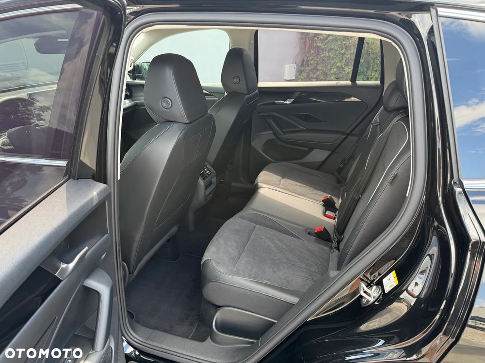 Volkswagen Tiguan 1.5 eHybrid PHEV 150kW Elegance DSG - 11