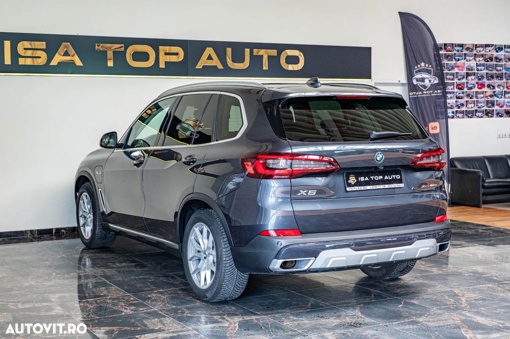 BMW X5 xDrive45e - 37