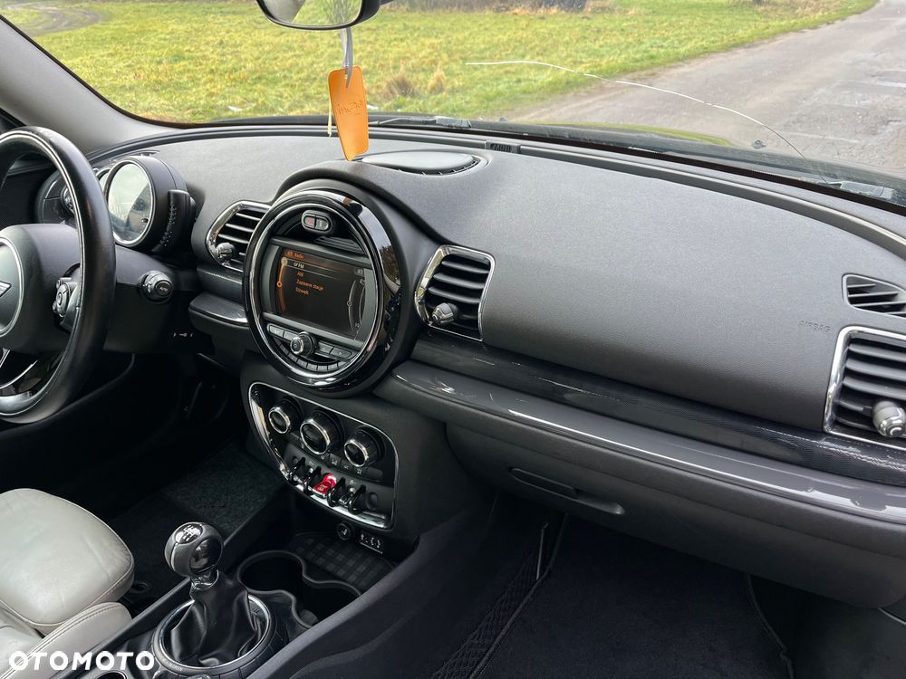 MINI Clubman Cooper D - 10