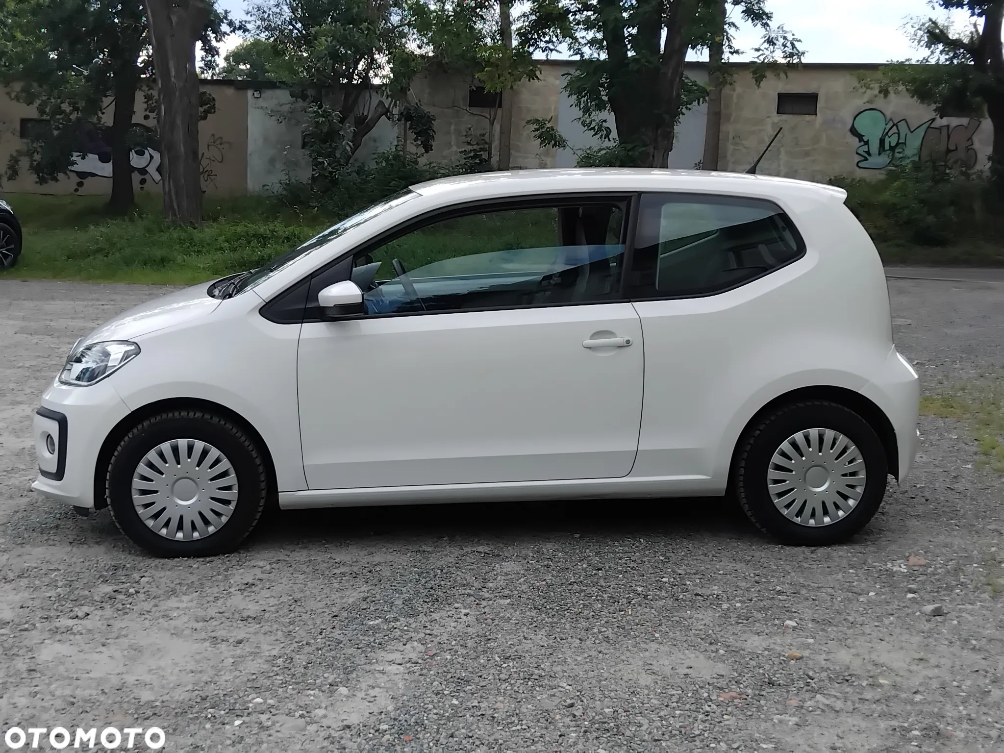 Volkswagen up! - 4